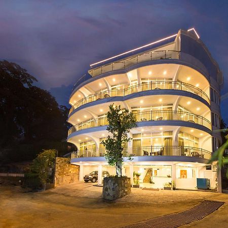 Sandriana Lake View Hotel Kandy Buitenkant foto